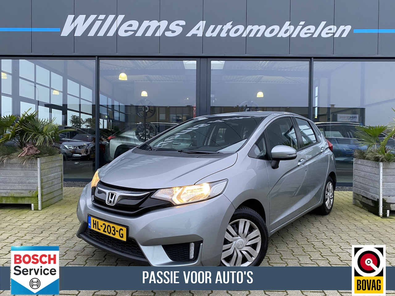 Honda Jazz - 1.3 i-VTEC Trend Cruise Control , Navigatie , Airco - AutoWereld.nl