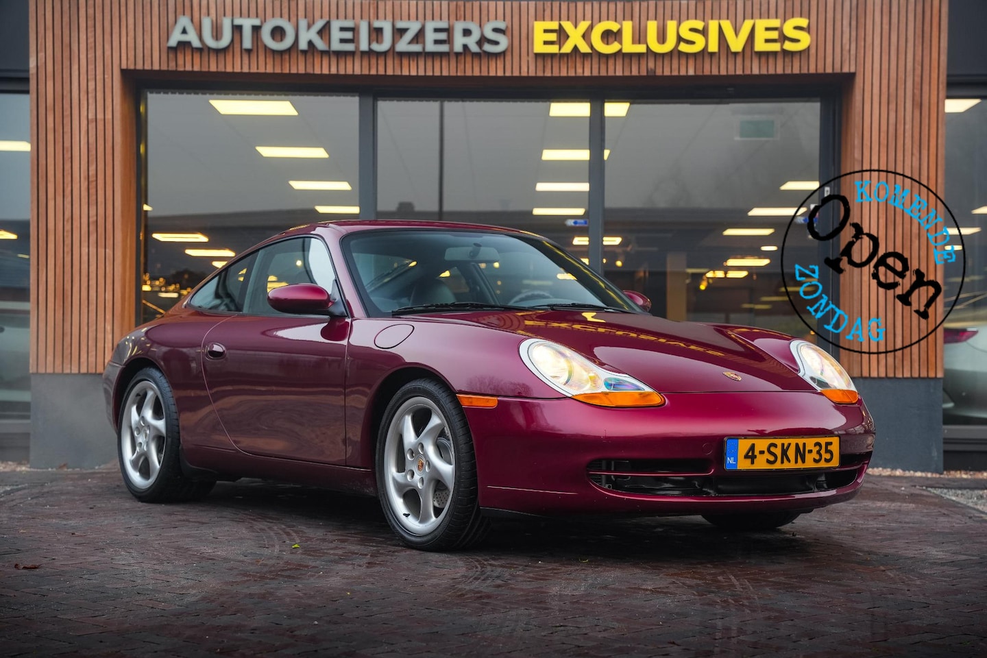 Porsche 911 - 3.4 Coupé Carrera Leder Stoelverw. Parkeersensoren 18"L.M. Navi - AutoWereld.nl