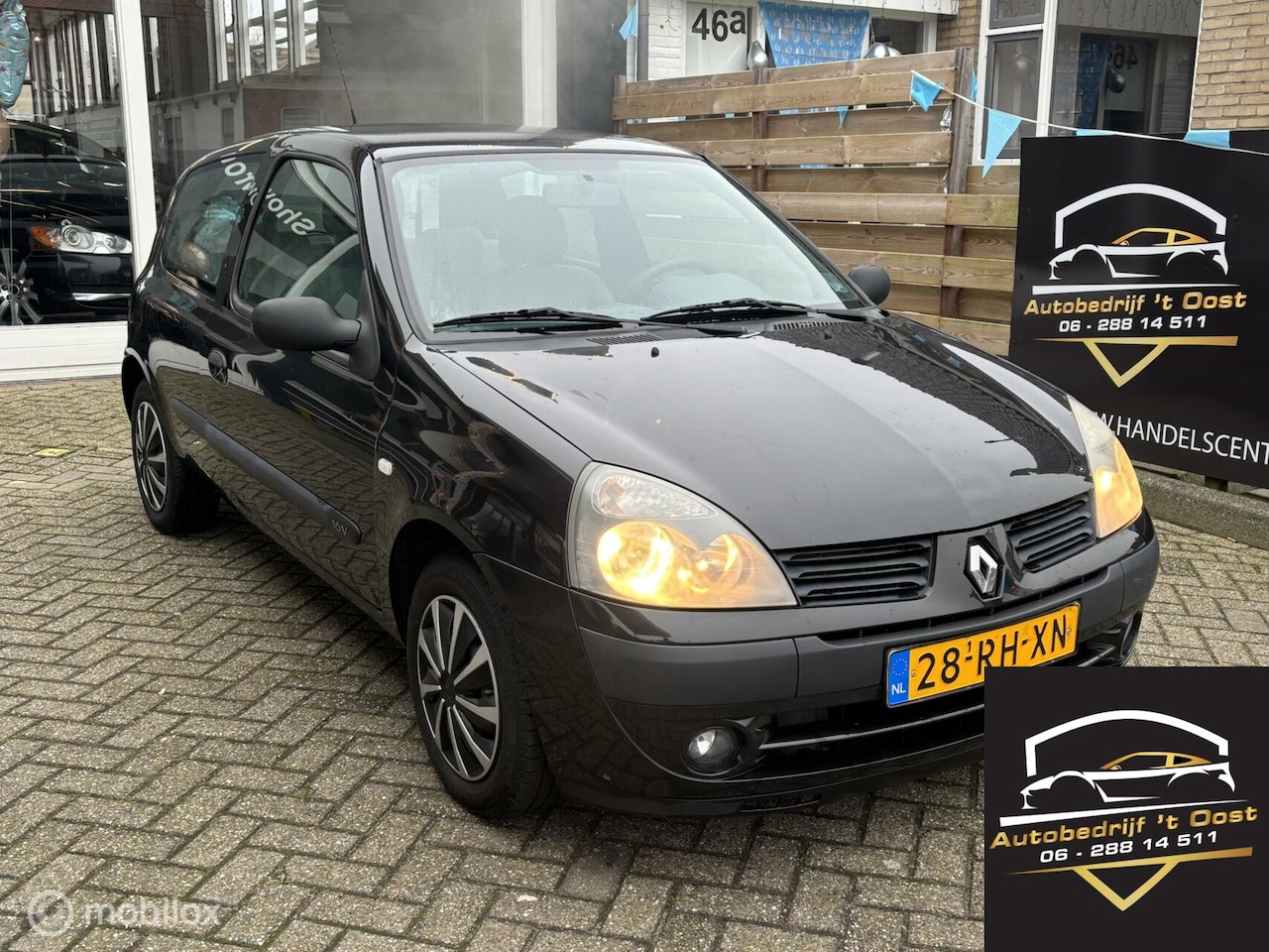 Renault Clio - 1.2-16V Campus airco, zgan apk - AutoWereld.nl