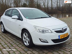 Opel Astra - 1.4 Cosmo 2e eigenaar airco cruis control cv op afs