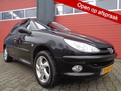 Peugeot 206 - 1.4-16V Gentry 89PK Clima Leer LMV 5DEURS 169Dkm NAP NL-Auto