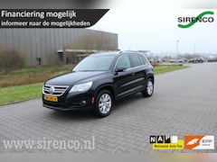 Volkswagen Tiguan - 2.0 TSI Track&Field 4Motion 200 pk panodak automaat 4x4 bluetooth navigatie trekhaak stoel