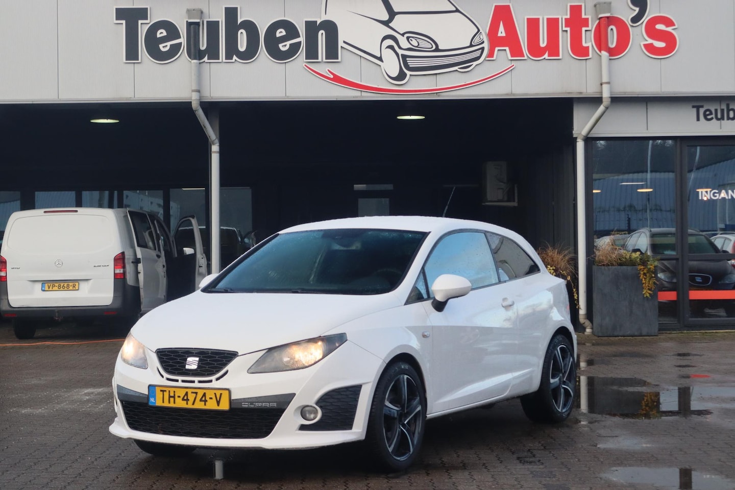 Seat Ibiza SC - 1.4 TSI Cupra Automaat, Climate control, Radio cd speler, Elektrische ramen - AutoWereld.nl