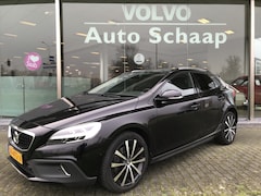 Volvo V40 Cross Country - 1.5 T3 Polar+ Luxury Automaat | Rijklaar incl 12 mnd Bovag | Panoramadak DAB Camera Trekha