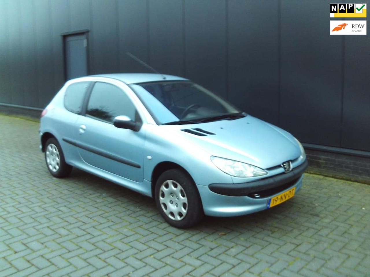 Peugeot 206 - 1.4 X-line / AUTOMAAT / 130.000 K.M. - AutoWereld.nl