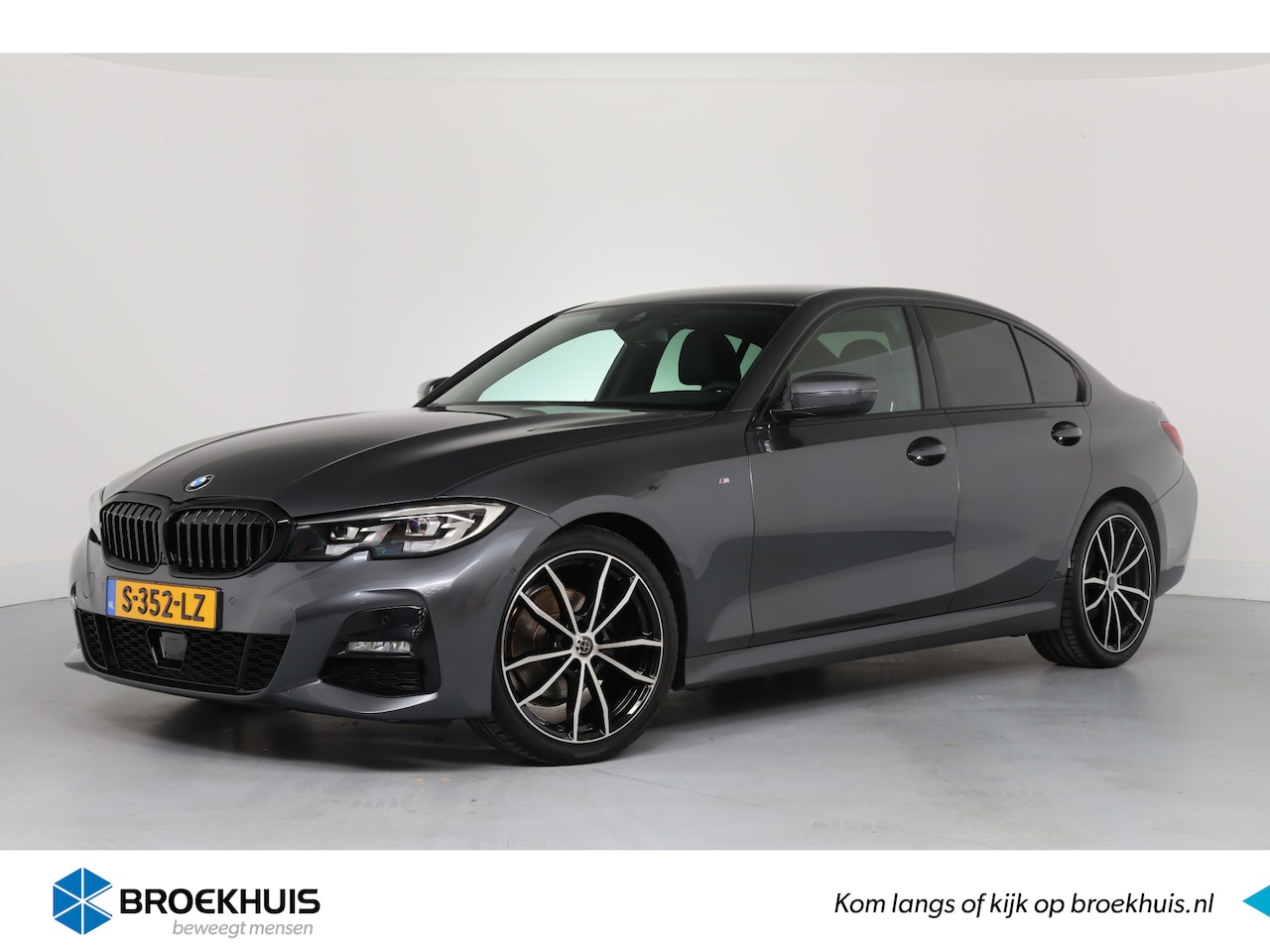 BMW 3-serie - 320i High Executive | Dealer Onderhouden! | M-Pakket | LED | Sportstoelen | Stoelverwarmin - AutoWereld.nl