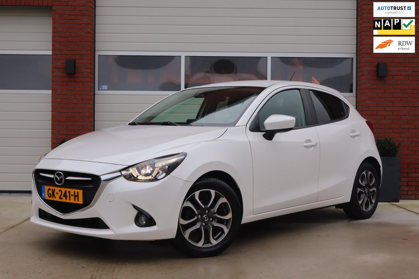 Mazda 2 - 1.5 Skyactiv-G GT-M - Navigatie - Stoelverwarming - Cruise control - NL auto - AutoWereld.nl