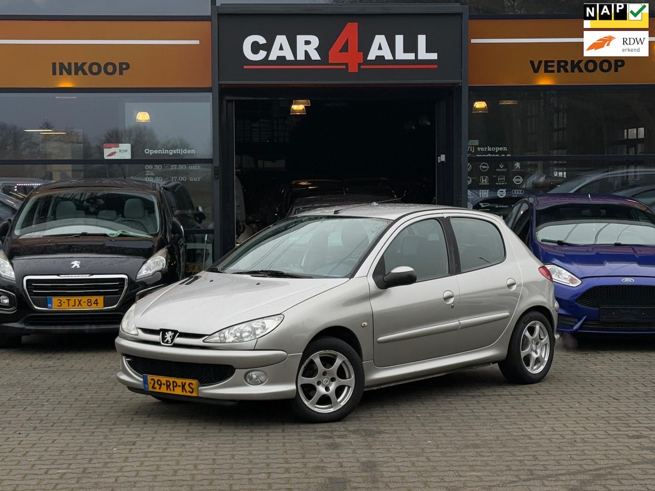 Peugeot 206 - 1.4 Air-line 2 NAP/ELEKRAMEN/AIRCO/5DEURS/NETTE STAAT! - AutoWereld.nl