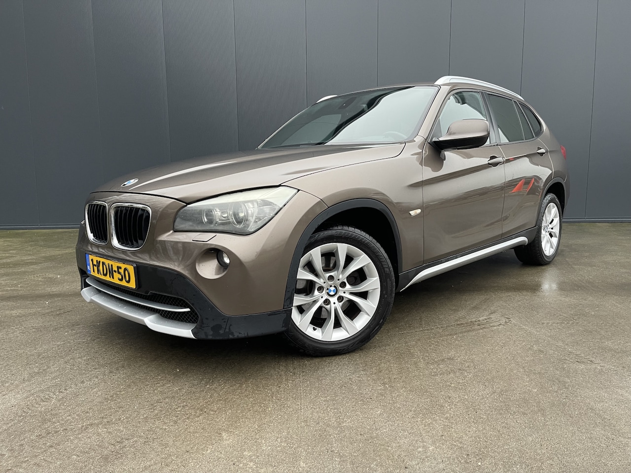 BMW X1 - sDrive18d Executive LEER NAVI CRUISE - AutoWereld.nl