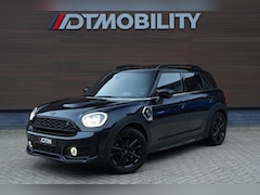 MINI Countryman - 2.0 Cooper S E ALL4 John Cooper Works | BTW || Panoramadak | Stoelverwarming | Head-Up Dis