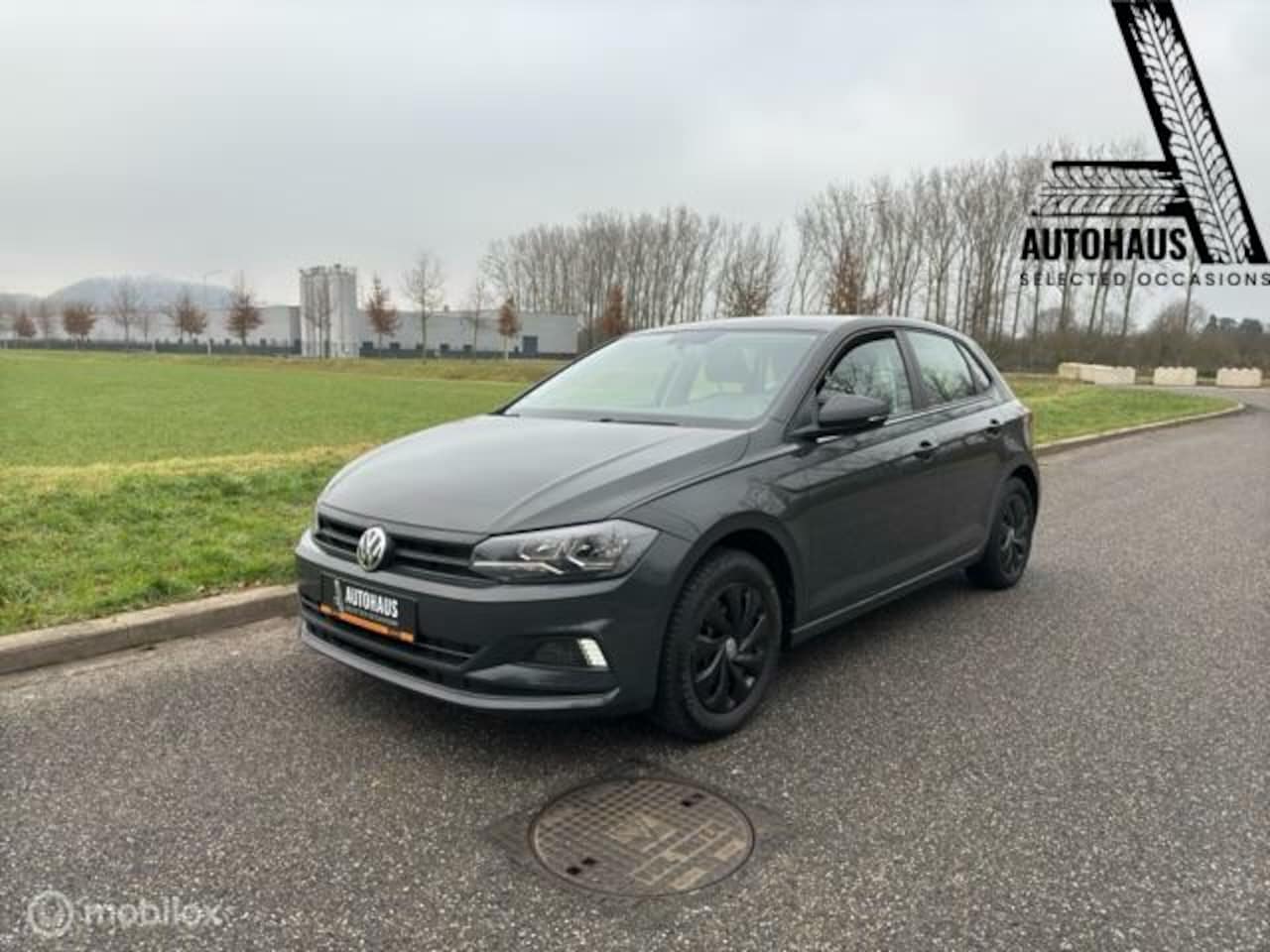 Volkswagen Polo - 1.0 Comfortline Urano Grey BlueMotion - AutoWereld.nl