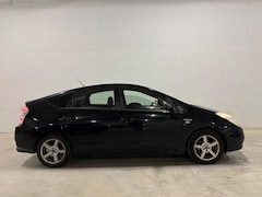 Toyota Prius - 1.5 VVT-i Tech Edition NAVI Leer Camera Cruise