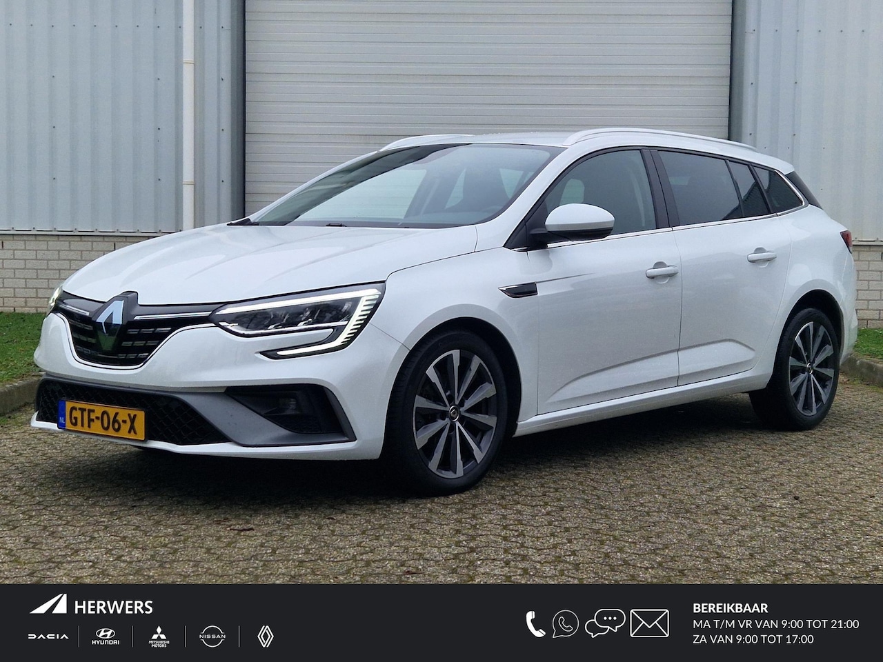 Renault Mégane Estate - 1.3 TCe R.S. Line 140pk / 1700kg Trekgewicht / Dealer onderhouden / Camera / Navigatie / C - AutoWereld.nl