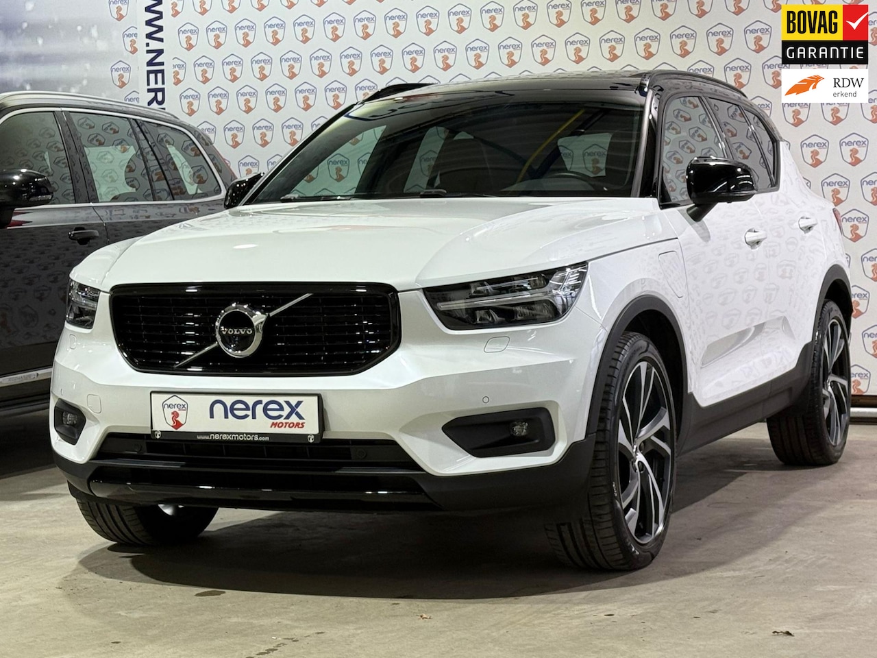 Volvo XC40 - 1.5 T4 Recharge R-Design | Pano | H&K | 360 Camera | 20 Inch | Bliss - AutoWereld.nl