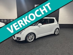 Suzuki Swift - 1.6 Sport CLIMAT, STL VERW, GROOT SCHERM, 17 INCH VELGEN