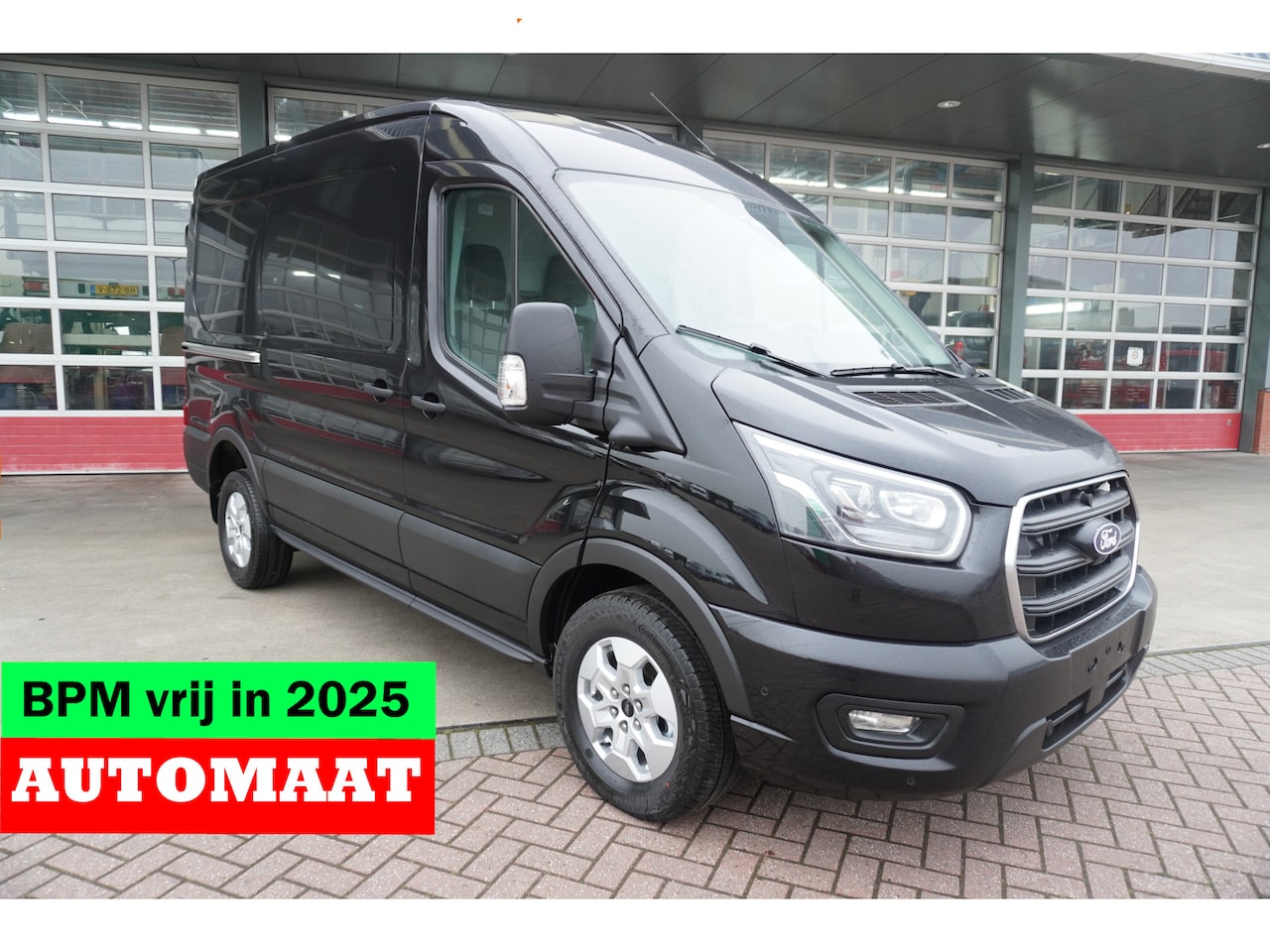 Ford Transit - 350M 2.0 TDCI L2H2 Limited Automaat Airco | Adap.Cruise | Navi | 360 Camera - AutoWereld.nl