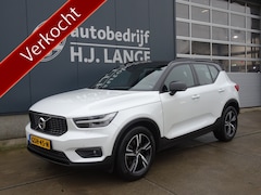 Volvo XC40 - 2.0 T4 R-Design