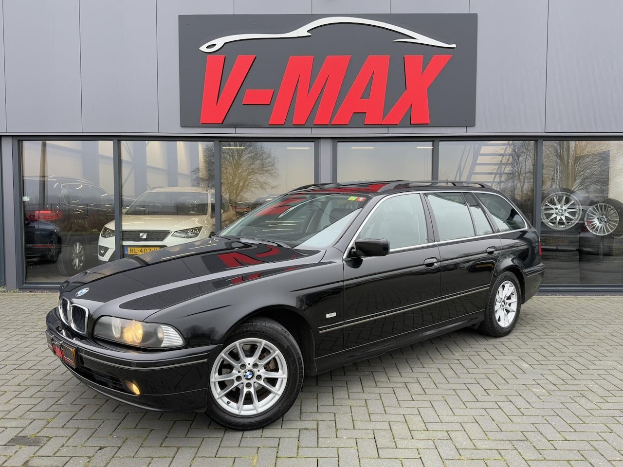 BMW 5-serie Touring - 520i Touring AUT Lifestyle Editi Navi Schuifdak Leder Clima - AutoWereld.nl