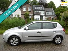 Kia Cee'd - 1.4 X-tra 109pk 5-deurs Airco 2e eigenaar Historie Zuinig