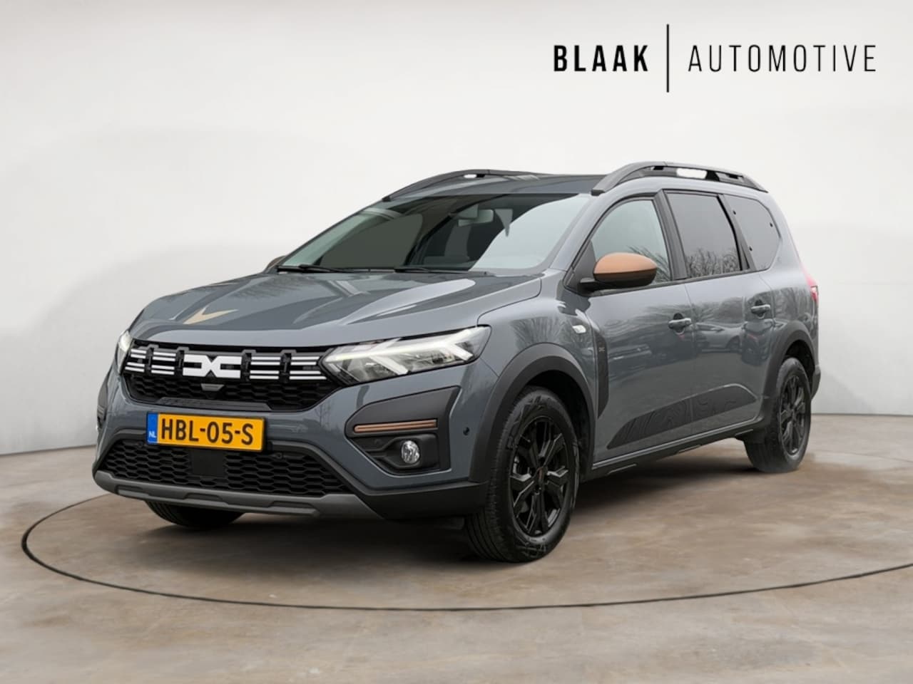 Dacia Jogger - 1.0 TCe 110 Extreme 7persoons CAMERA | CLIMA | ZITPLAATSEN - AutoWereld.nl