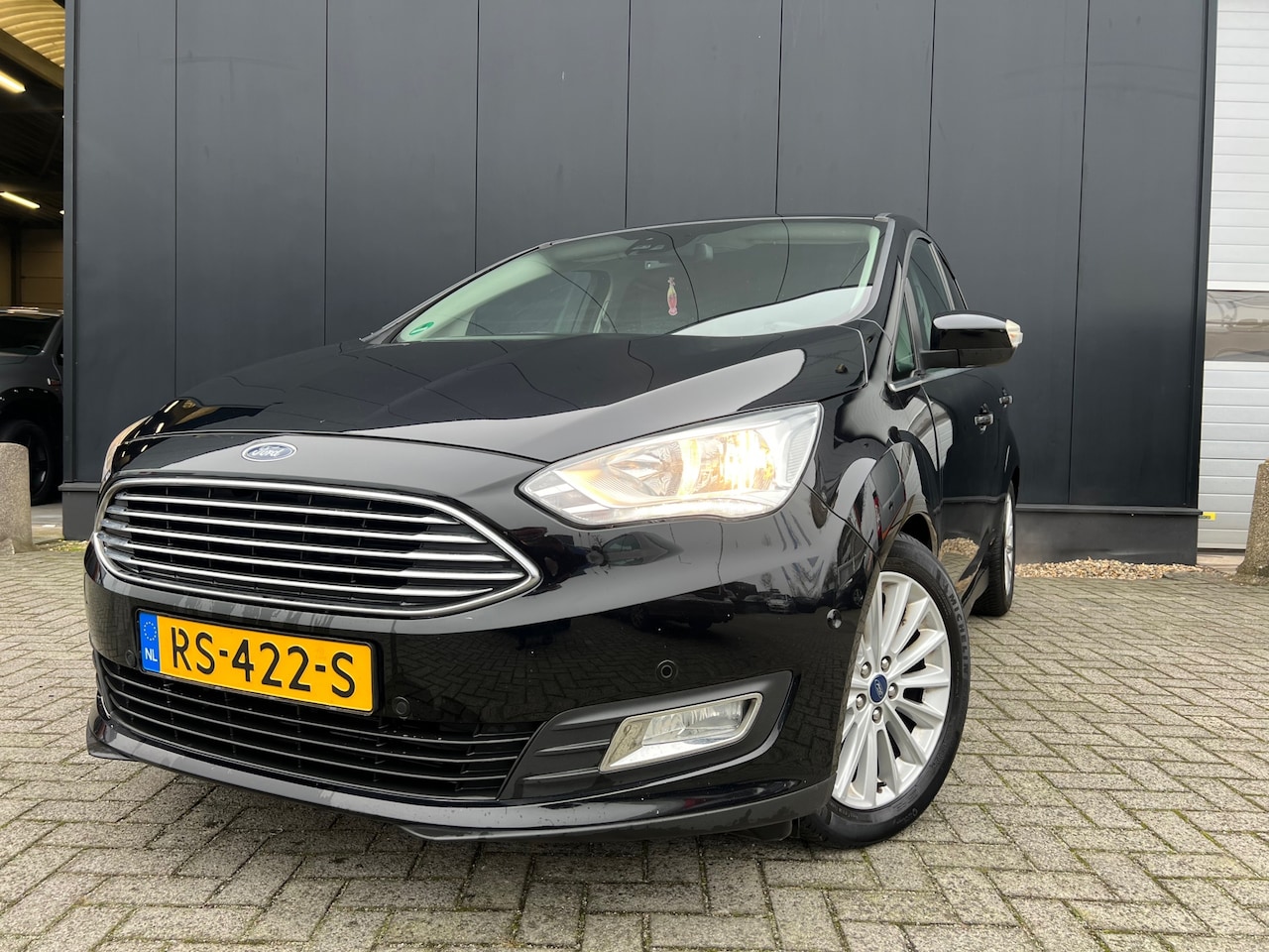 Ford C-Max - 1.0 Titanium 2018 17'Lmv/Navi/Dealer auto - AutoWereld.nl