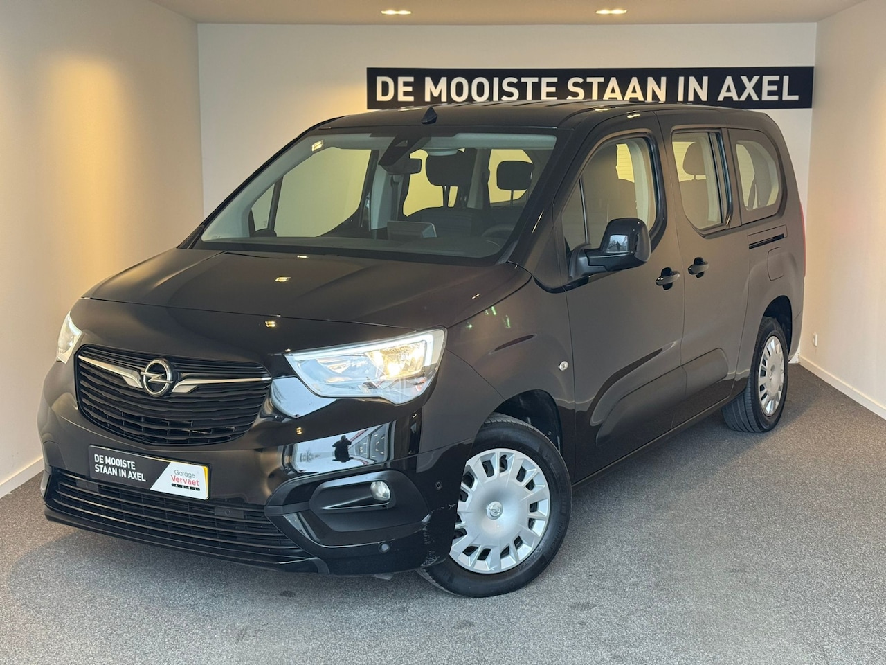 Opel Combo Tour - 1.2 Turbo L2H1 Edition 7p. 1.2 Turbo L2H1 Edition 7p. - AutoWereld.nl