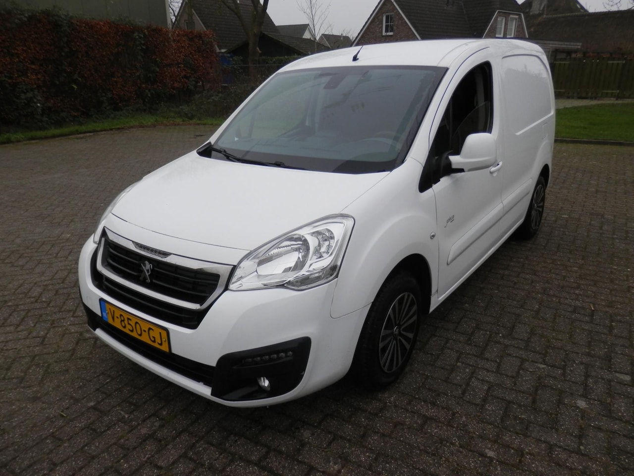 Peugeot Partner - 120 1.6 BlueHDi 100 L1 XR S&S airco - AutoWereld.nl