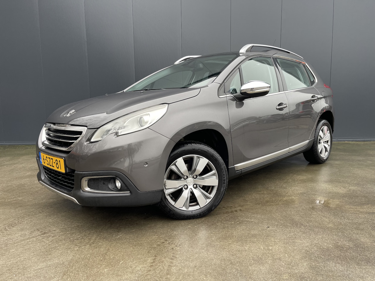 Peugeot 2008 - 1.6 e-HDi AUTOMAAT Allure LEER PANO DAK NAVI CRUISE - AutoWereld.nl