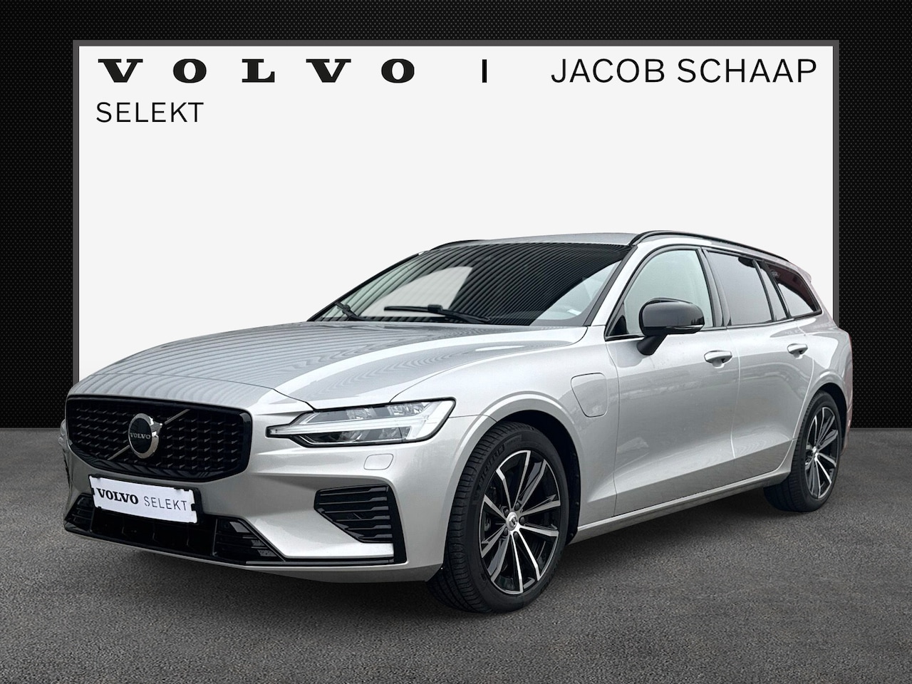 Volvo V60 - 2.0 T6 Plug-in hybrid AWD Plus Dark / Audio Harman Kardon / Blis / Lichtmetalen velgen 18" - AutoWereld.nl