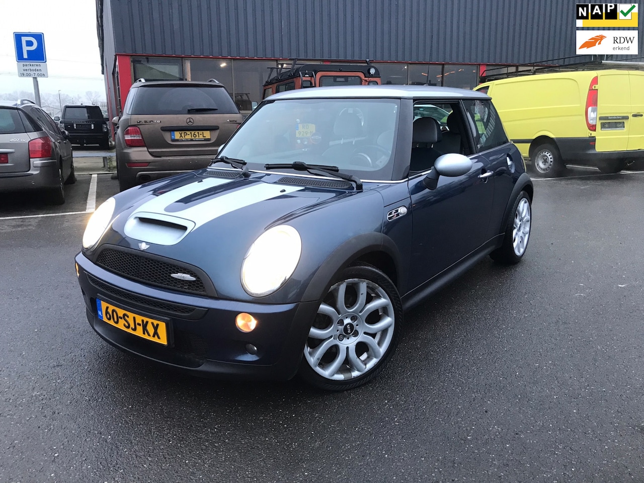 MINI Cooper S - Mini 1.6 Checkmate / SP VLG / LEER / XENON / NAP / NETTE AUTO - AutoWereld.nl