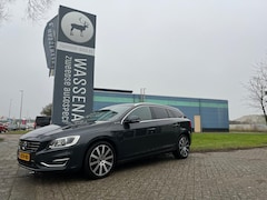 Volvo V60 - 2.4 D6 AWD Plug-In Hybrid Summum | Rijklaarprijs | Trekhaak | Intellisafe Pro