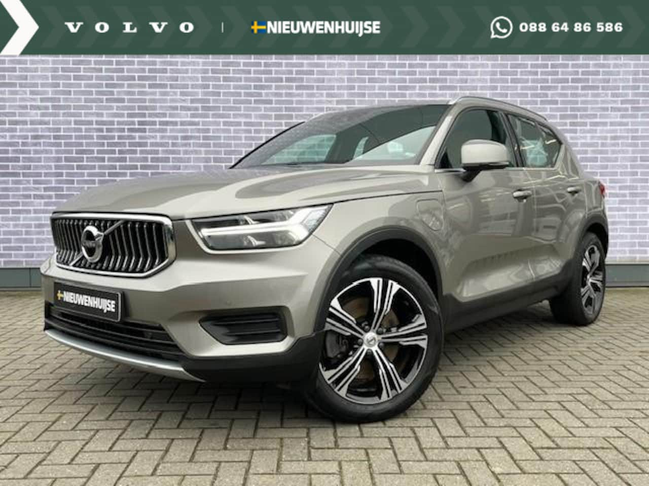 Volvo XC40 - T5 Twin Engine Inscription | Navi | Schuif-/Kanteldak | Trekhaak | Lederen bekleding | Har - AutoWereld.nl