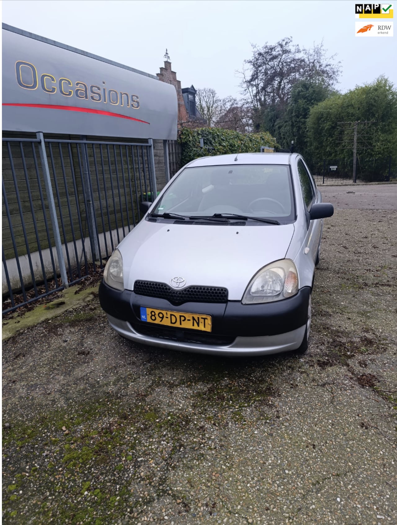 Toyota Yaris - 1.0-16V VVT-i Terra 1.0-16V VVT-i Terra - AutoWereld.nl