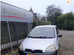 Toyota Yaris - 1.0-16V VVT-i Terra