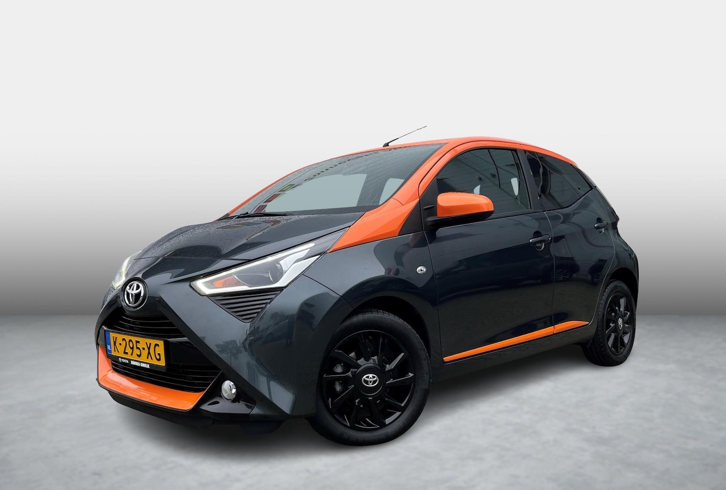 Toyota Aygo - 1.0 VVT-i x-JBL >> AUTOMAAT << - AutoWereld.nl