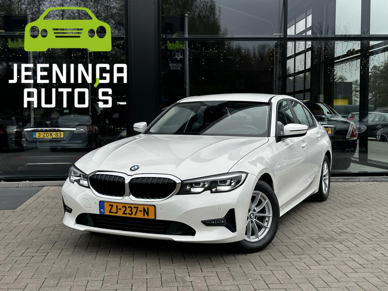 BMW 3-serie - 318d Executive Edition | Navi | Automaat | - AutoWereld.nl