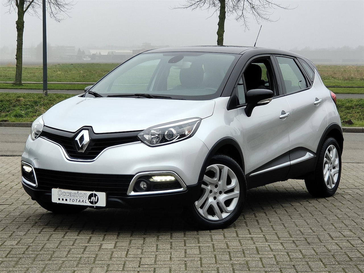 Renault Captur - 0.9 TCe Dynamique | Keyless | Navi | Cruise | Stoelverwarming - AutoWereld.nl