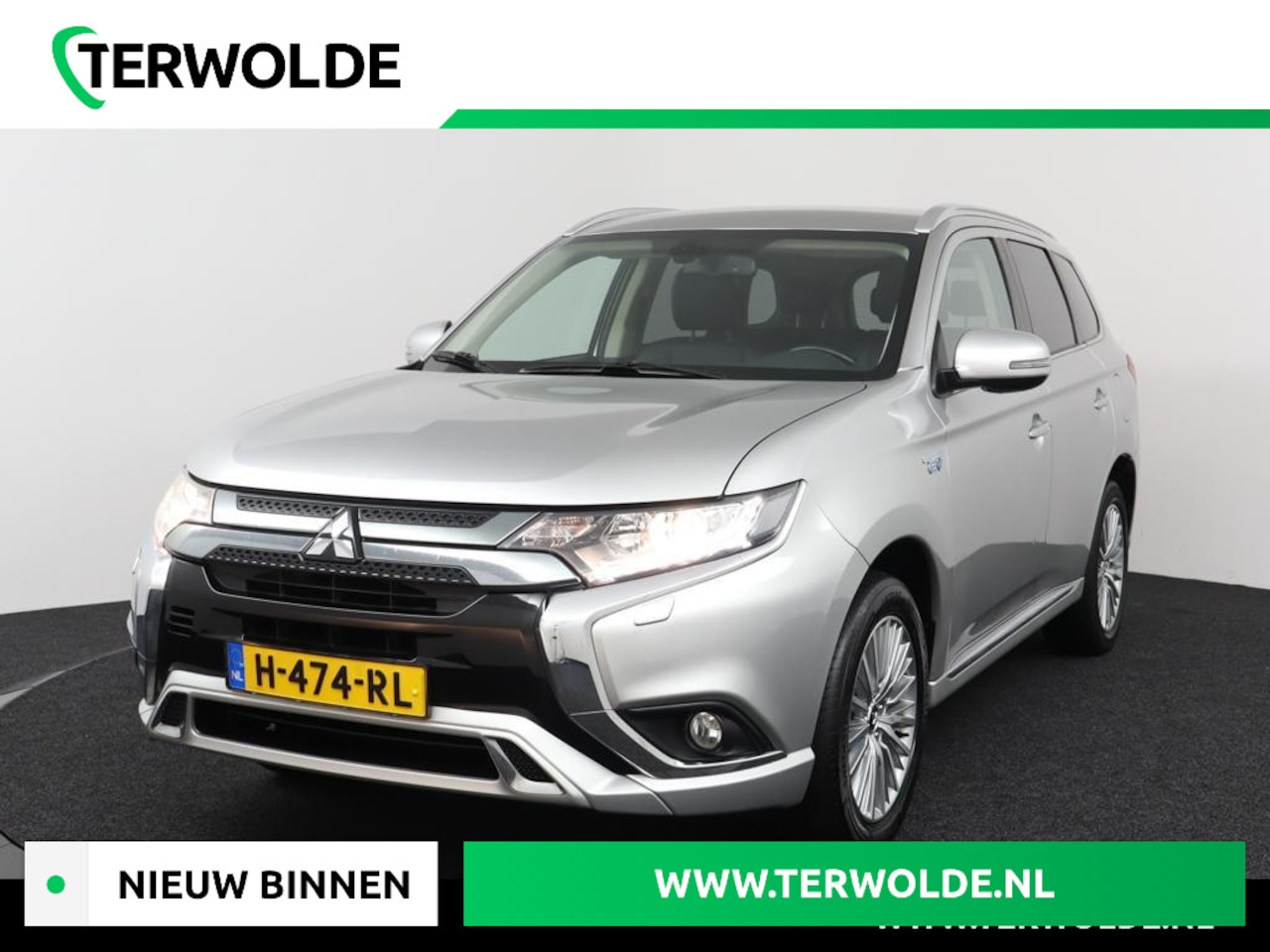 Mitsubishi Outlander - 2.4 PHEV Pure+ | Camera | Navigatie | Trekhaak | - AutoWereld.nl