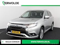 Mitsubishi Outlander - 2.4 PHEV Pure+ | Camera | Navigatie | Trekhaak |