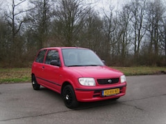 Daihatsu Cuore - 1.0-12V DVVT STi . . AUTOMAAT . nieuwe APK ..leuk autootje