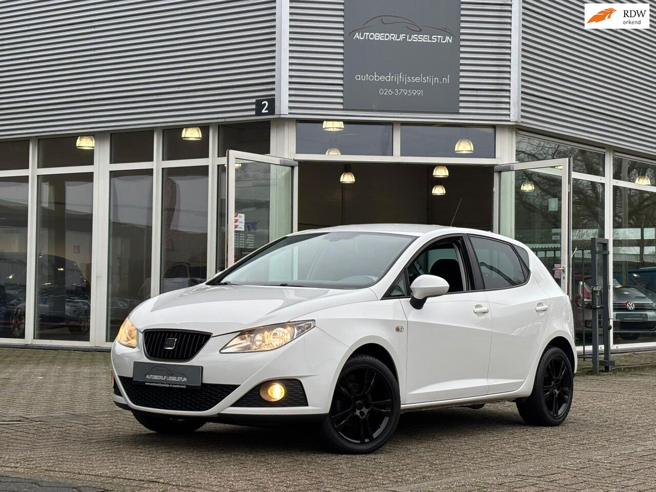 Seat Ibiza - 1.6 Sport 5 Drs / / Airco / Cruise Control / Stoelverw. - AutoWereld.nl