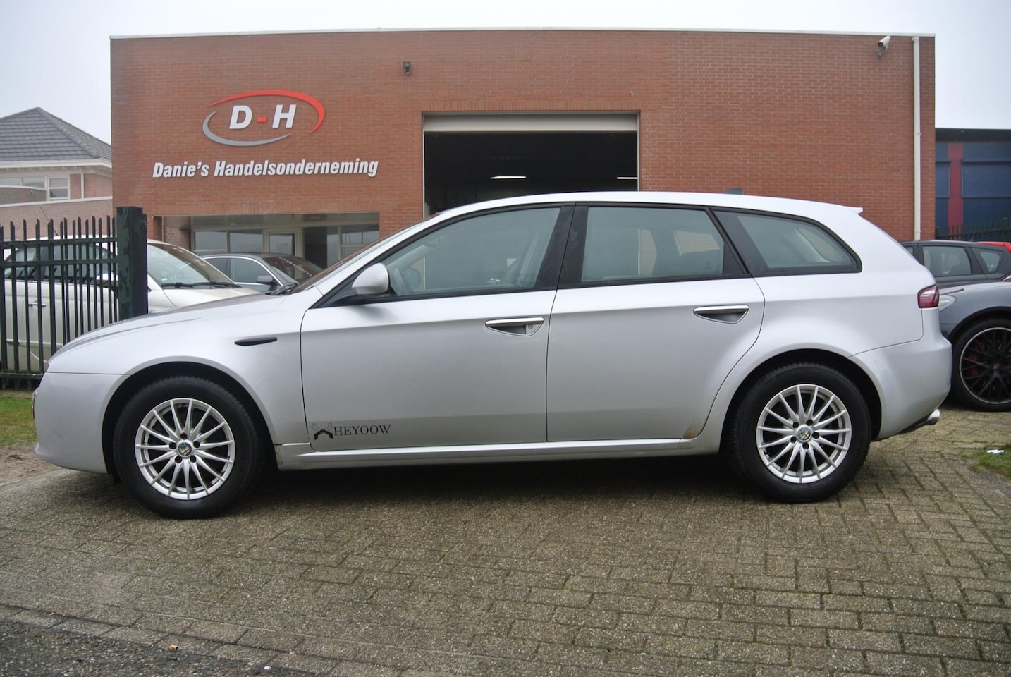 Alfa Romeo 159 Sportwagon - 2.2 JTS Selespeed TI automaat nieuwe apk inruil mogelijk nap - AutoWereld.nl