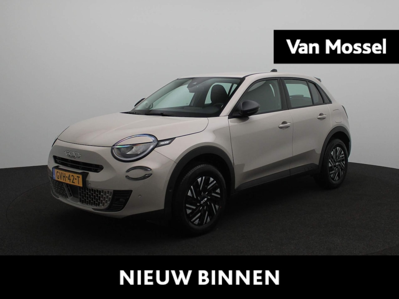 Fiat 600 - 1.2 Hybrid 136 Urban | Camera | Parkeersensoren rondom | - AutoWereld.nl