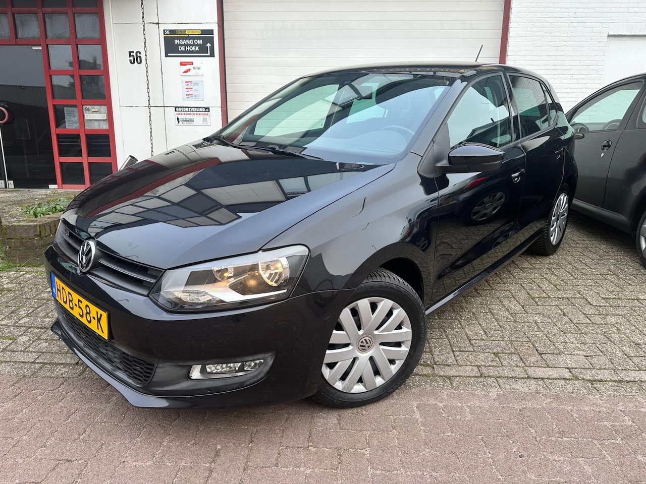 Volkswagen Polo - 1.2-12V 70PK| Team Edition Luxe |NW APK | CAR PLAY |AIRCO | CRUISE CONTROLE| - AutoWereld.nl