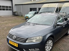 Volkswagen Passat Variant - 1.4 TSI Comfortline BlueMotion Navi Trekhaak Parkeer sensoren