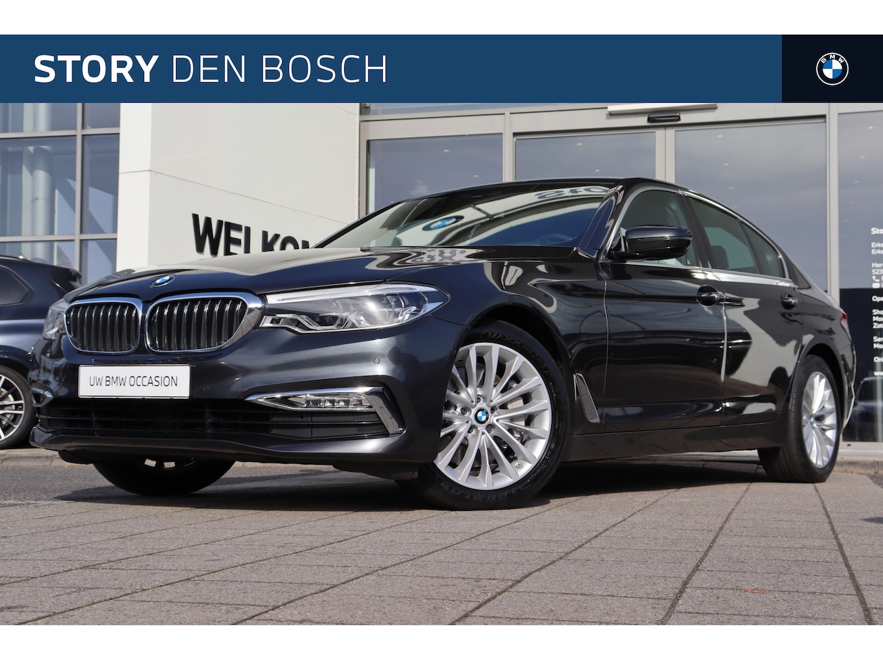 BMW 5-serie - 530i High Executive Luxury Line Automaat / Adaptieve LED / Comfort Access / Head-Up / Navi - AutoWereld.nl