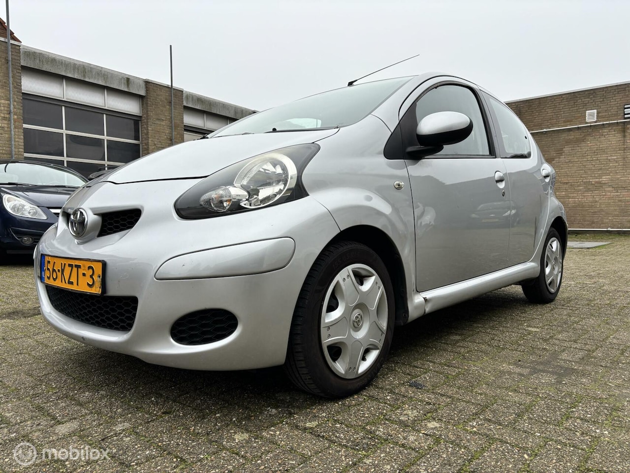 Toyota Aygo - 1.0-12V Comfort NIEUWE APK / 5 deuren - AutoWereld.nl