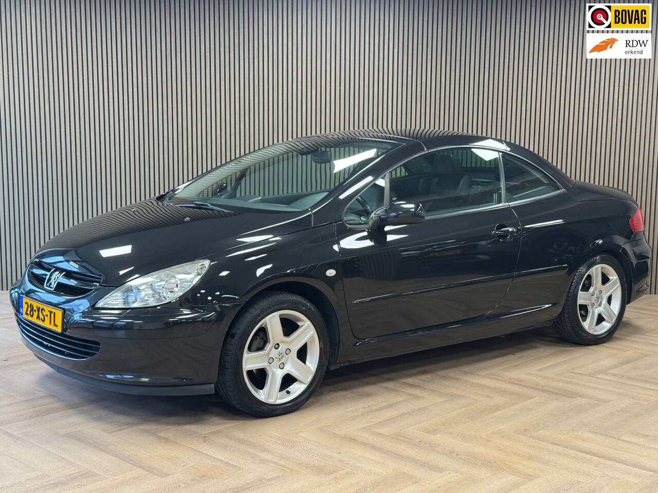 Peugeot 307 CC - 2.0-16V Hard-Top AUT. LEDER AIRCO CRUISE - AutoWereld.nl