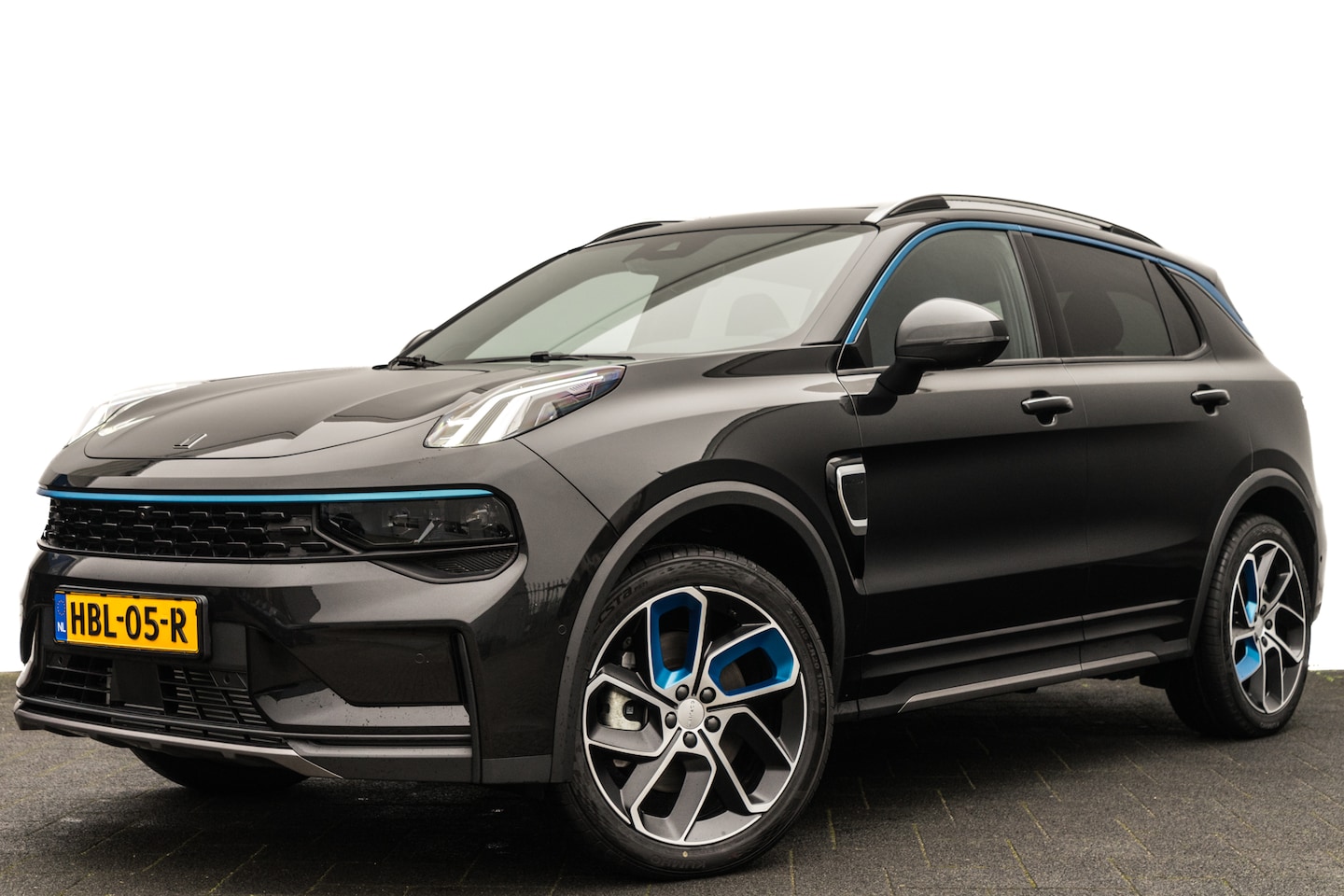 Lynk & Co 01 - 1.5 Plug-in Hybrid 262 Pk | *Nieuwe Auto* | Nw prijs €44.880,- | Stuurverwarming | Panoram - AutoWereld.nl