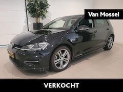 Volkswagen Golf - 1.5 TSI Highline Business R | Navigatie | Panoramadak | LED | Stoelverwarming | App-Connec